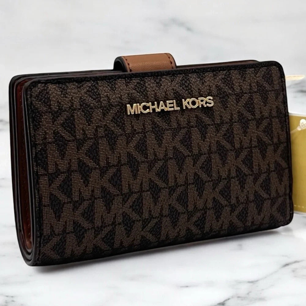 Michael Kors Medium Jet Set Travel Zip Chain Bifold Wallet Leather Brown
